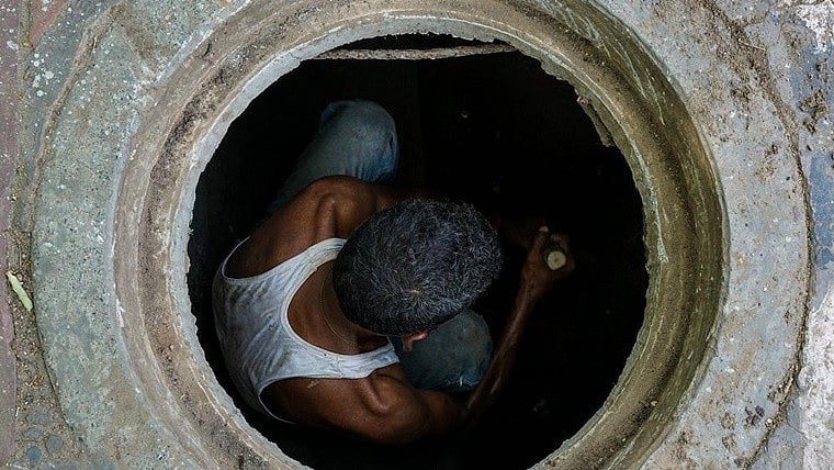 2 Labourers Die Of Asphyxiation While Removing Shuttering From Septic Tank In Bihar's Muzaffarpur